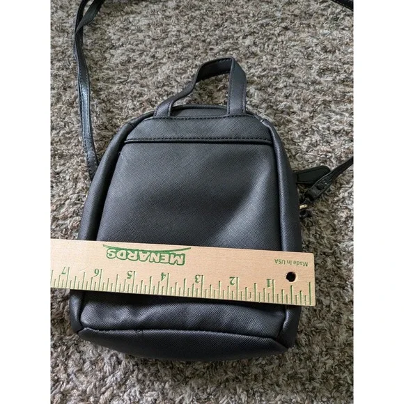 Betsey Johnson Floral Mini Backpack Crossbody Bag Black PVC Faux Leather 8" x 7" - Picture 5 of 9